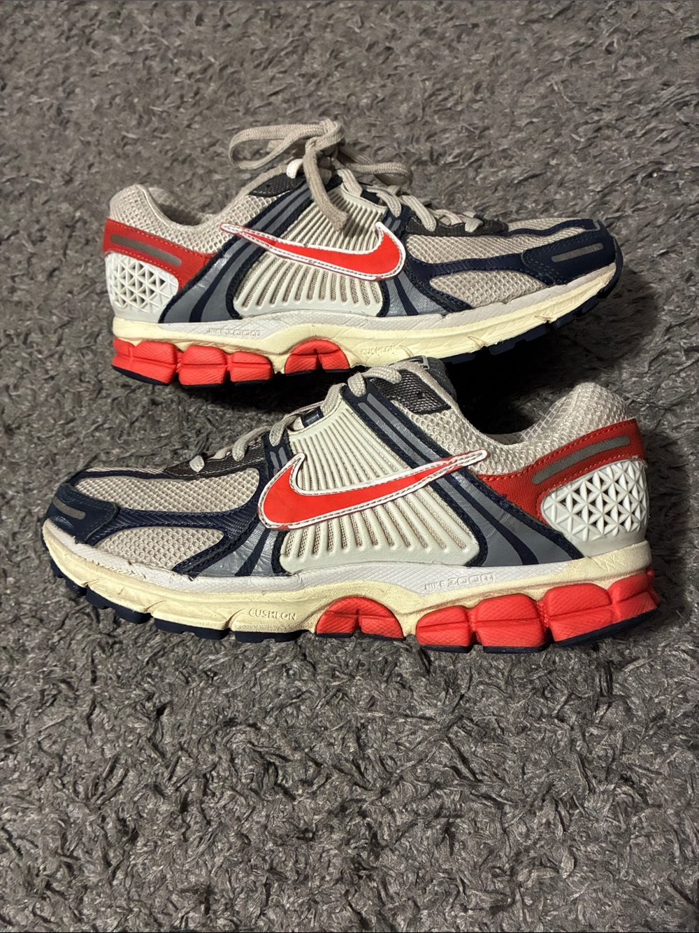 Nike vomero 5